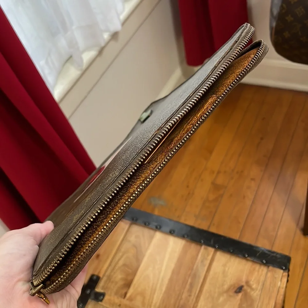 Louis Vuitton Vintage Documents Case.
